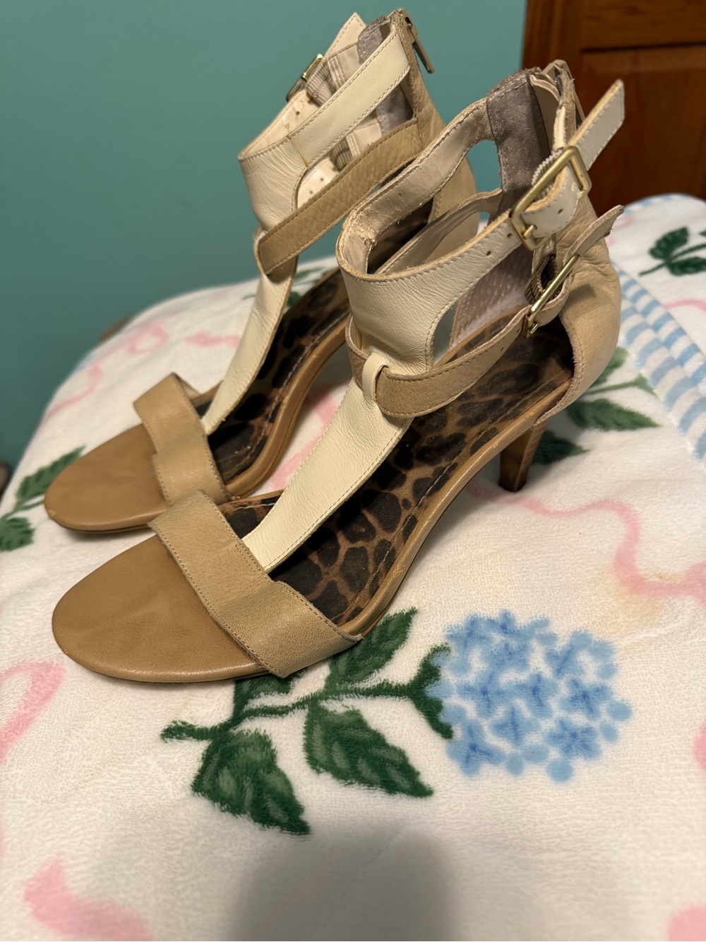 Jessica Simpson Beige and Cream Strappy Mid-Heel Sandals